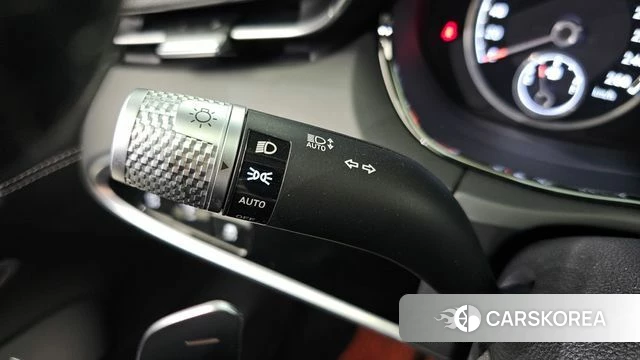 Genesis GV70 id 4905321 из Кореи 10