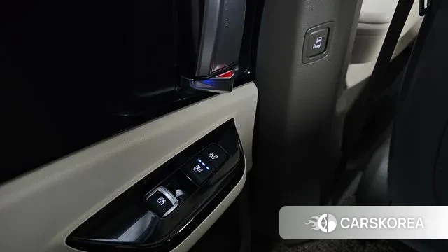 Kia Carnival 4th generation id 3736010 из Кореи 10