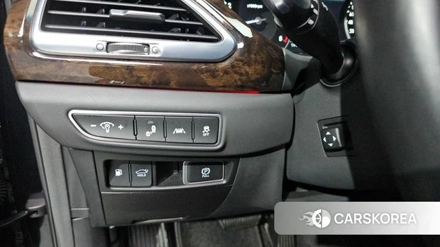 Genesis G90 id 3915838 из Кореи 10