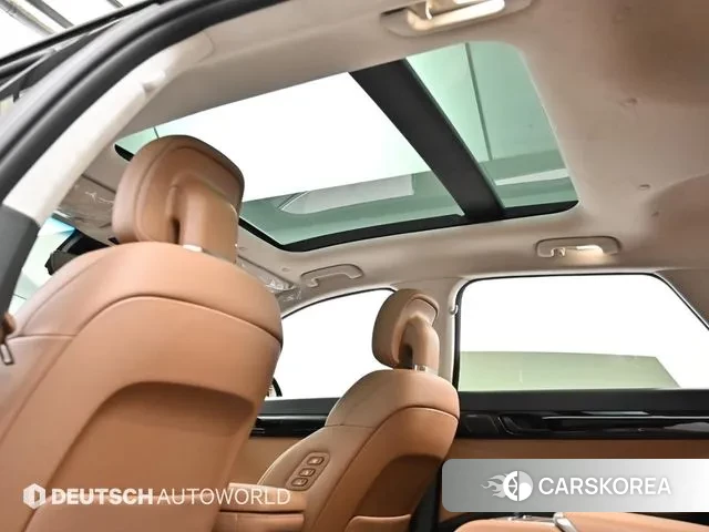 Hyundai Grandeur (GN7) id 3452170 из Кореи 10