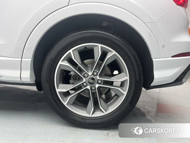 Audi Q3 id 4276920 из Китая 10