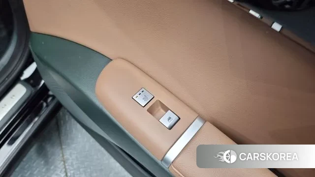 Hyundai Grandeur (GN7) id 2894088 из Кореи 10