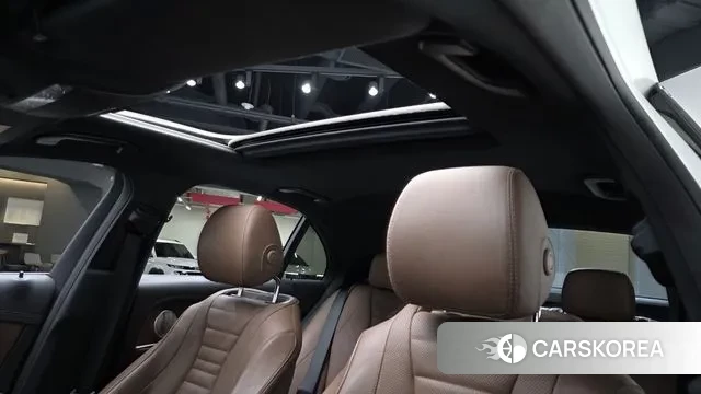 Mercedes-Benz E-Class W213 id 3503626 из Кореи 10