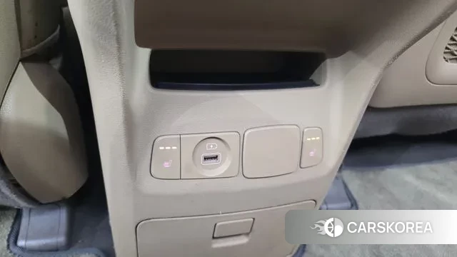 Kia The New Carnival id 3009274 из Кореи 10