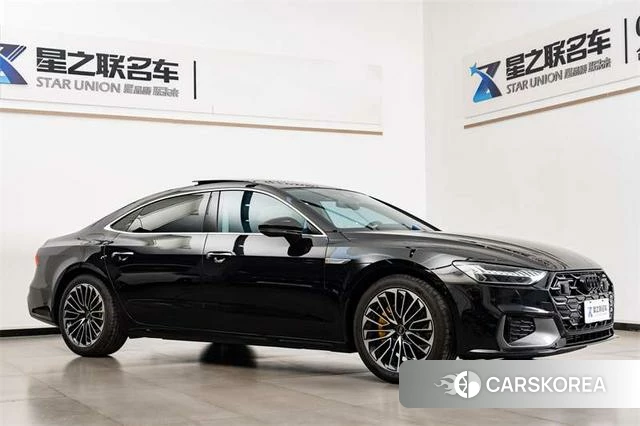 Audi A7L id 3857657 из Китая 10