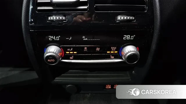 BMW 5 Series (G30) id 3601712 из Кореи 10