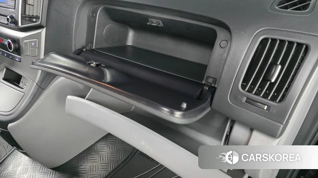 Hyundai The New Grand Starex id 4496655 из Кореи 10
