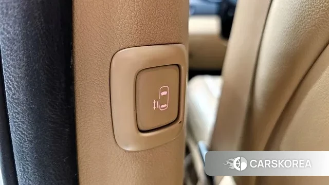 Kia All New Carnival id 3259607 из Кореи 10