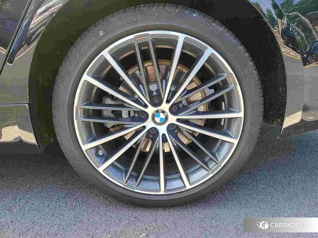 BMW 5 series id 4548405 из Китая 10