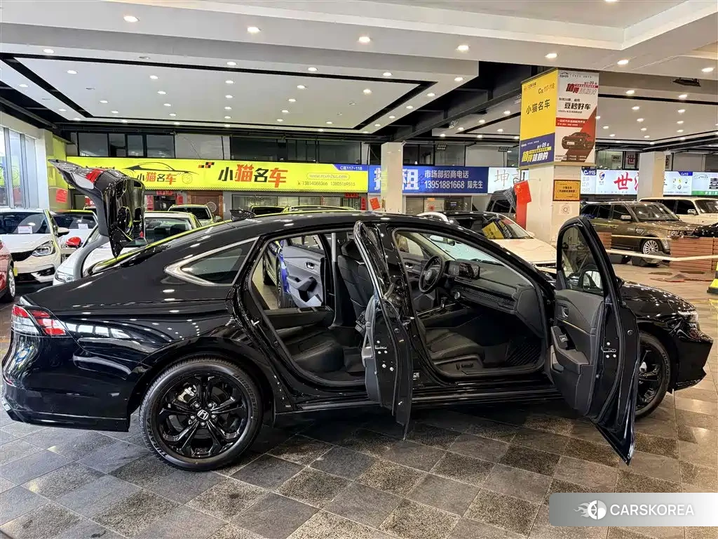 Honda Accord id 4622312 из Китая 10