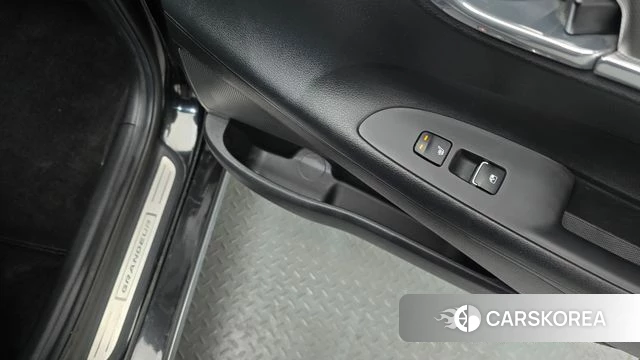 Hyundai The New Grandeur IG Hybrid id 3800950 из Кореи 10