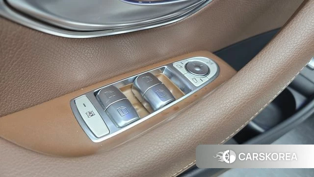 Mercedes-Benz E-Class W213 id 4754660 из Кореи 10