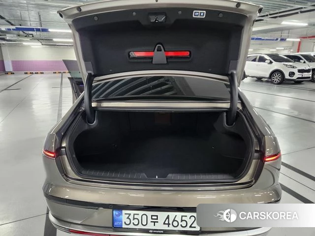 Hyundai Grandeur Hybrid (GN7) id 4486672 из Кореи 10