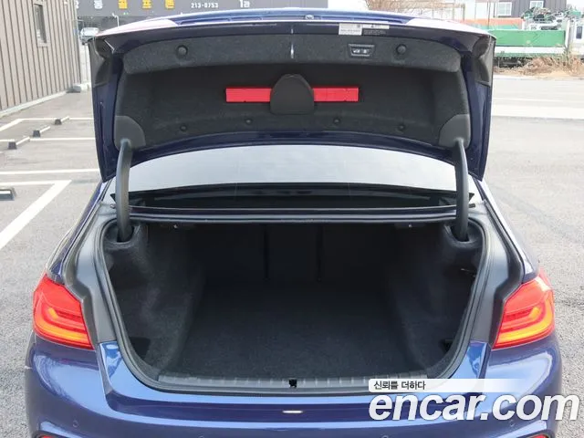 BMW 5 Series (G30) id 2311631 из Кореи 10