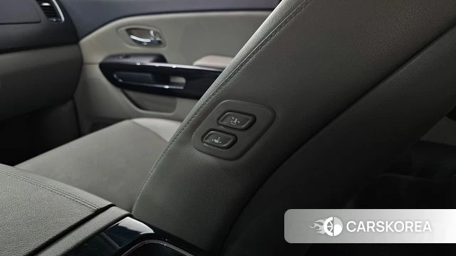 Kia The New Carnival id 4894892 из Кореи 10