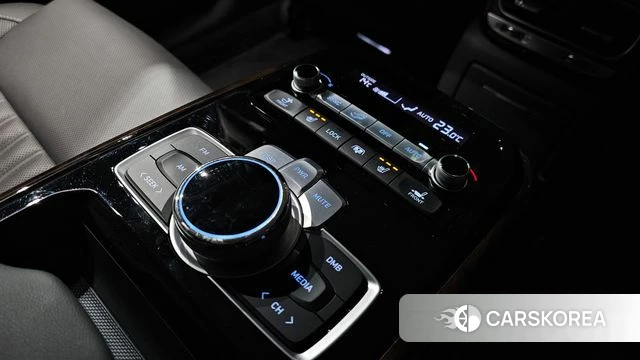 Genesis G90 id 3820694 из Кореи 10