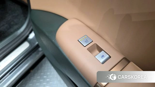 Hyundai Grandeur Hybrid (GN7) id 3786798 из Кореи 10