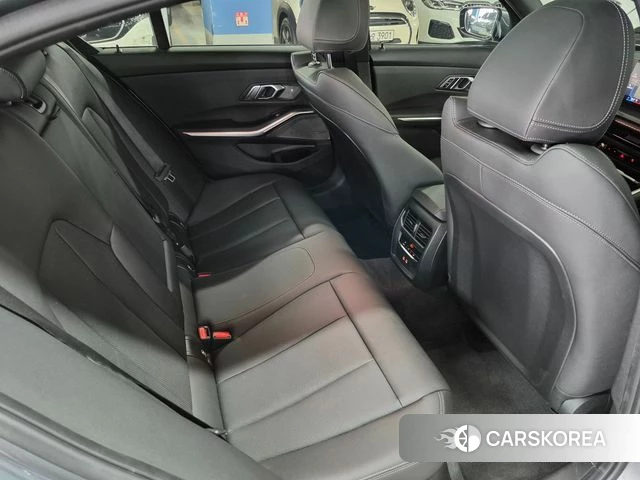 BMW 3 Series (G20) id 4527419 из Кореи 10