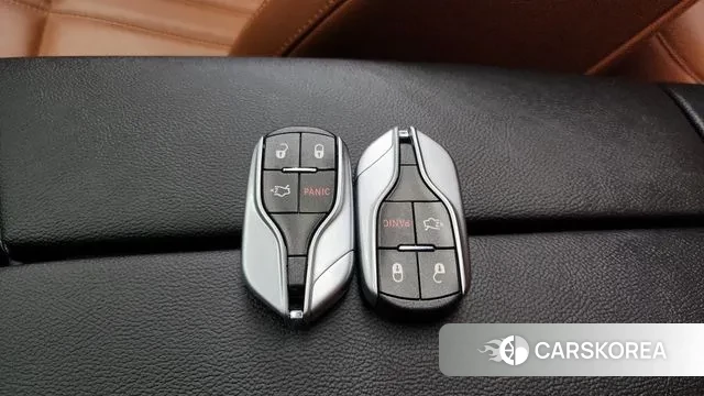 Maserati Ghibli id 3665041 из Кореи 10