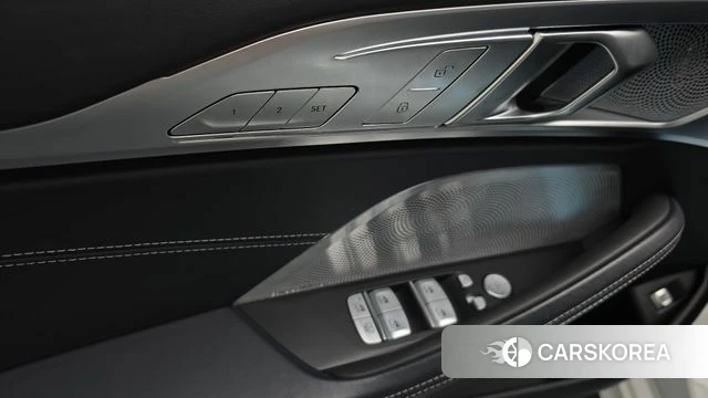 BMW 8 Series (G15) id 4904838 из Кореи 10