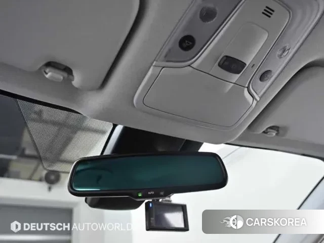 Toyota Prius 4th Generation id 3022757 из Кореи 10