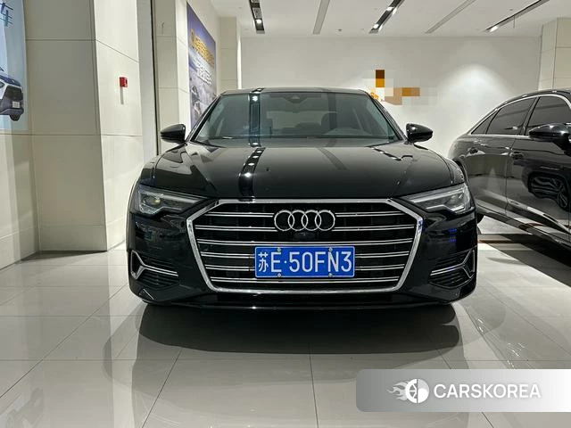 Audi A6L id 4259402 из Китая 10