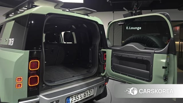 Land Rover Defender (L663) id 4540473 из Кореи 10