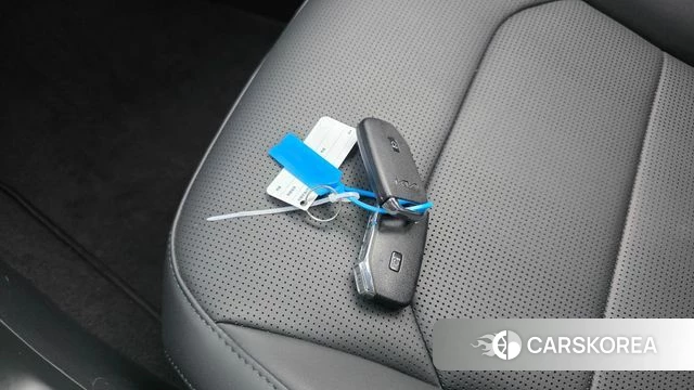 Kia Di Ol Nu Niro id 4244225 из Кореи 10