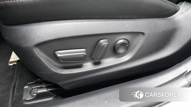 Toyota Camry (XV70) id 3796174 из Кореи 10