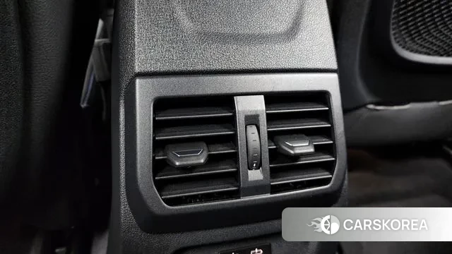 BMW 1 Series (F40) id 3596105 из Кореи 10