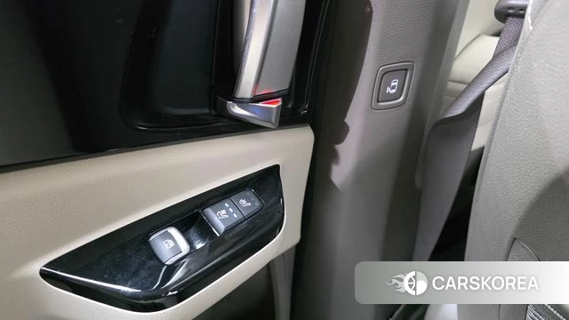 Kia Carnival 4th generation id 4481470 из Кореи 10