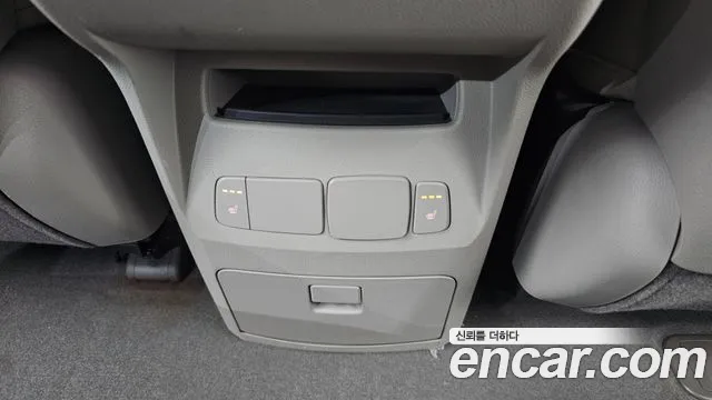 Kia All New Carnival id 2702107 из Кореи 10