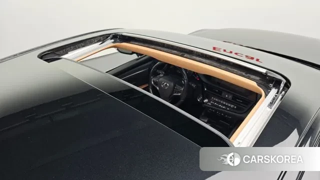 Lexus ES300h 7th generation id 3702269 из Кореи 10