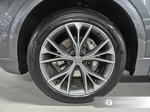 Audi Q8 (4M) id 3916046 из Кореи 10