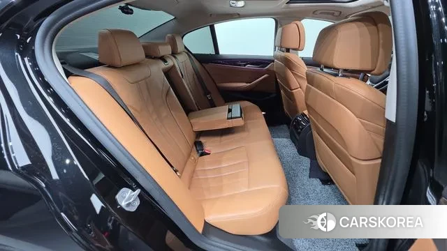 BMW 5 Series (G30) id 3717373 из Кореи 10