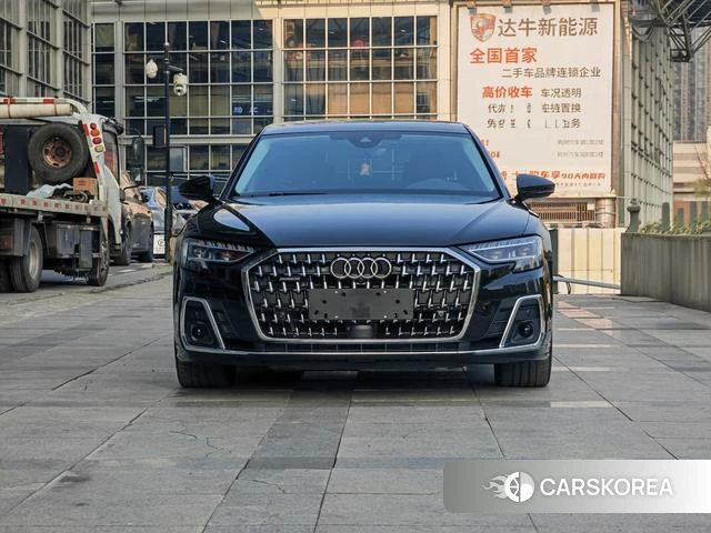 Audi A8 id 4272808 из Китая 10