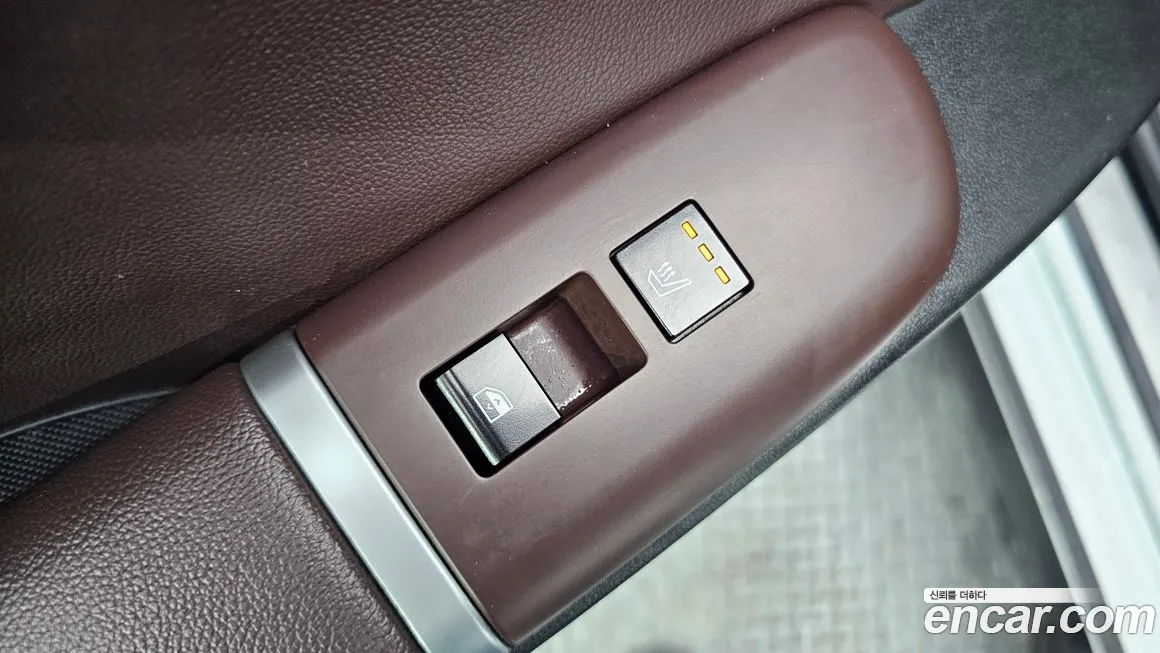 Hyundai Grandeur (GN7) id 2177759 из Кореи 10