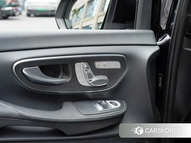 Mercedes-Benz V-class id 4399793 из Китая 10