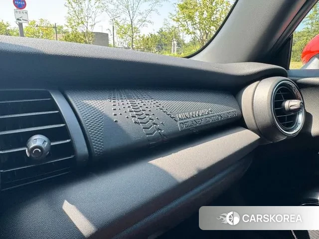 Mini Cooper S id 2971173 из Кореи 10