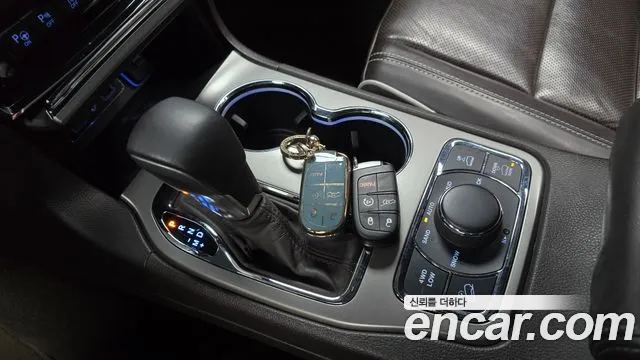 Jeep Grand Cherokee id 2636608 из Кореи 10