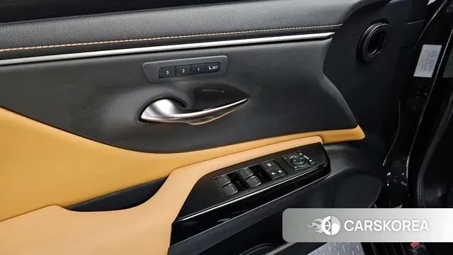 Lexus ES300h 7th generation id 3333103 из Кореи 10