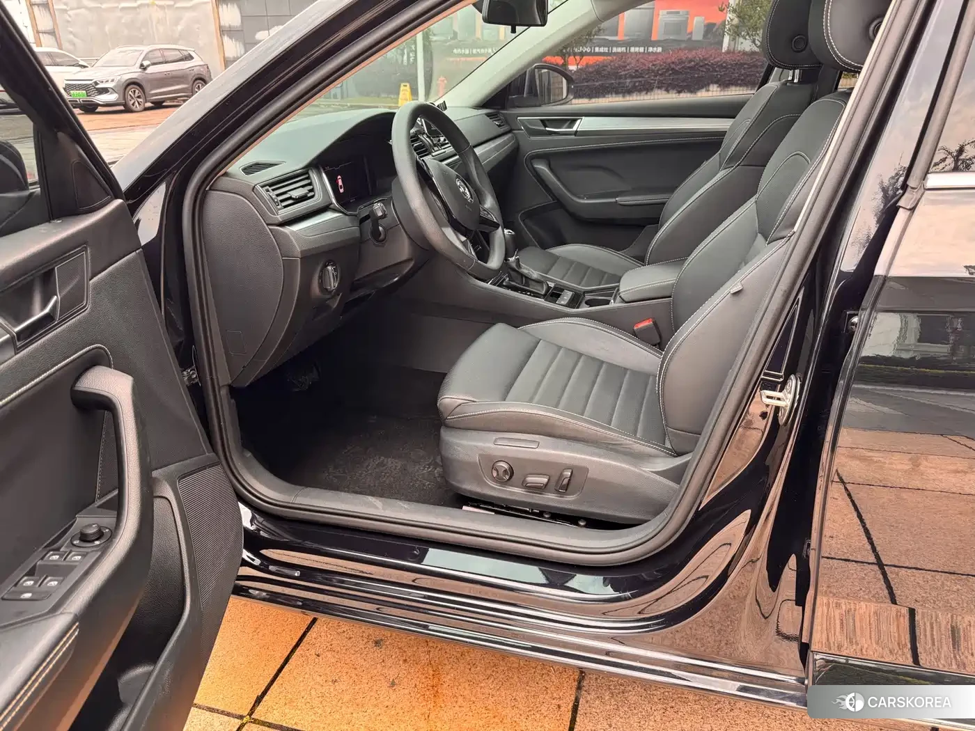 Skoda Superb id 4679710 из Китая 10