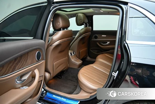 Mercedes-Benz E-class id 4259739 из Китая 10
