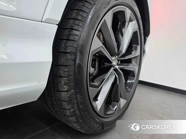 Audi Q7 (4M) id 4634898 из Кореи 10