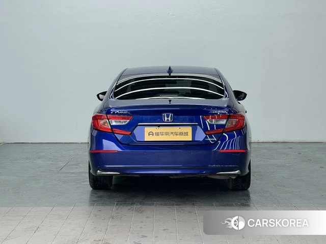 Honda Accord id 4262000 из Китая 10