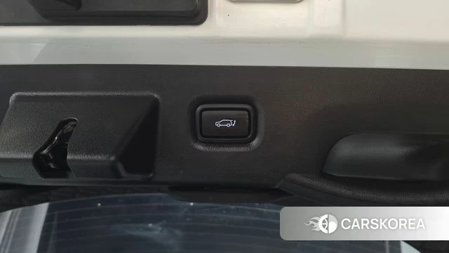 Hyundai Ionic 5 id 4469829 из Кореи 10