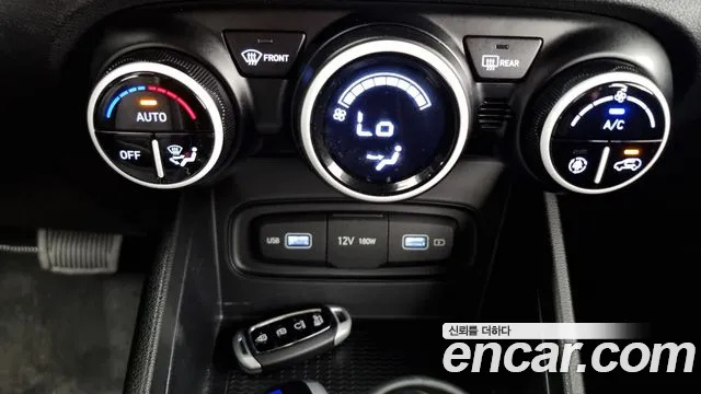 Hyundai Venue id 2745273 из Кореи 10