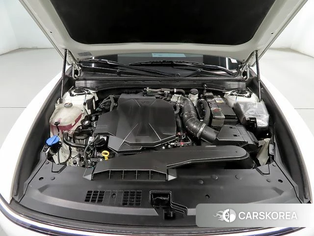 Hyundai Grandeur (GN7) id 3858639 из Кореи 10