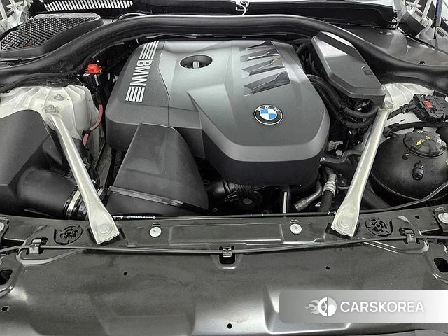 BMW 5 Series (G60) id 4441469 из Кореи 10