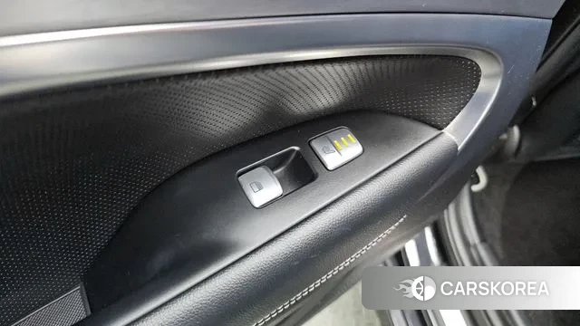 Genesis G70 id 3687387 из Кореи 10